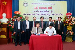 Công ty cổ phần Thảo Dược Thiên nhiên Việt Nam kí hợp đồng hợp tác chiến lược với Viện Khoa học ứng dụng Y Dược Phương Đông