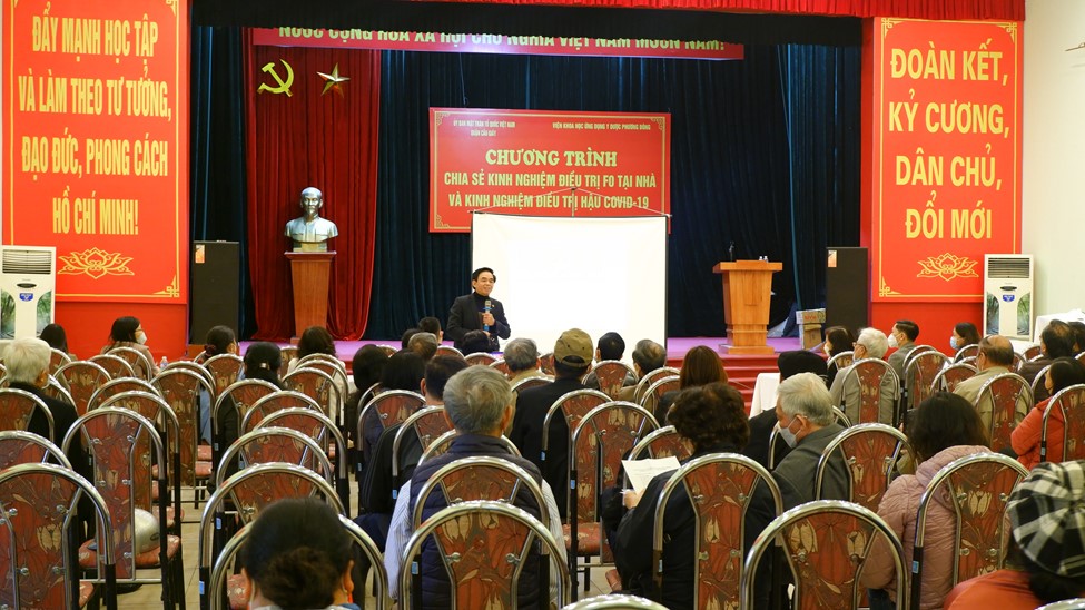 PGS.TS.BS. Nguyễn Minh Sơn – Chủ tịch Hội đồng đạo đức y sinh Viện Khoa học ứng dụng Y dược Phương Đông phát biểu tại chương trình